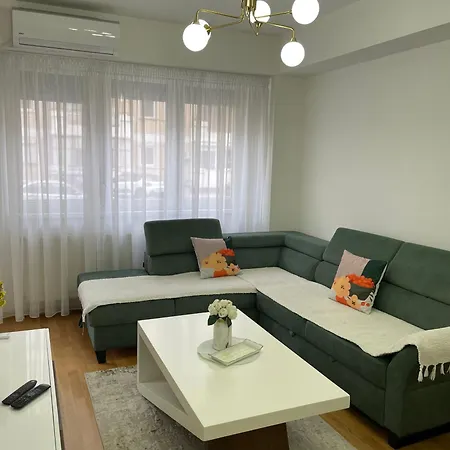Tuse Lux Apartment *