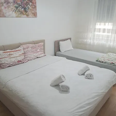 Tuse Lux Apartment